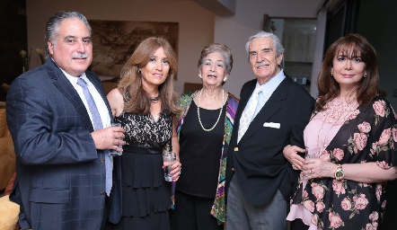 Felipe Palau, Araceli Foyo, Julieta Páez, Jesús Rodríguez y Laura Rodríguez.