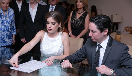  Los novios.