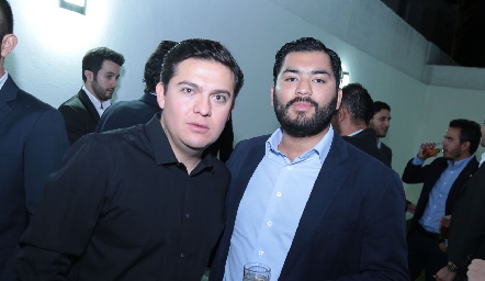 Alejandro Pérez y Carlos Alvarado.