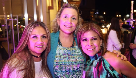  Beatriz Villegas, Pupi García y Adriana Rueda.