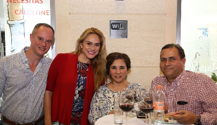  Max De Alba, Danae Enríquez, Marisela Zavala y Jorge Olivares.