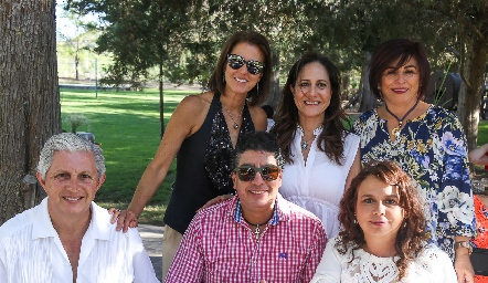 Mónica Ayala, Esther Sandoval, Adriana Sánchez, Juan Sánchez, Jorge Villalón y Lucía Bravo.