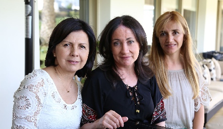  Estela Torres, Rosalba y Lula Alvarado.