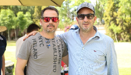 Ernesto Pérez y Miguel Ocejo.