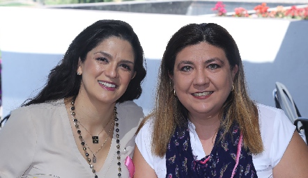  Daniela Gutiérrez y Tania Morales.