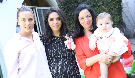  Regina, María José Palomar, Pilar Candia y Carola.