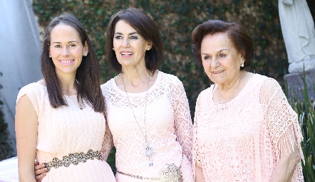  Montse González, María Elena Torre y Tere Valero.