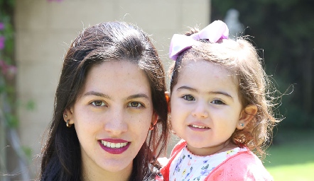  Claudia Díaz de León e Inés.