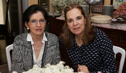  Graciela Paulín y Claudia Neumann.