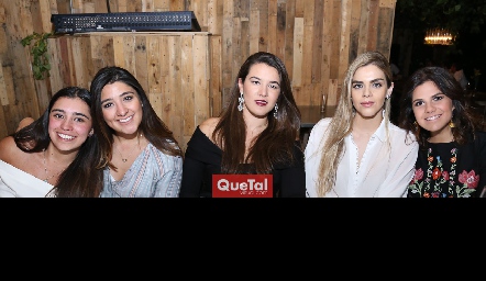  Sofía Faz, Paulina, Regina González, Claudia Mahbub y Ale Siller.