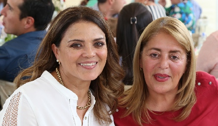  XóchitlCastañón y Esperanza Zarzoza.