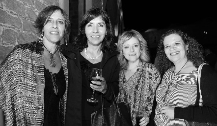  Claudia Rocha, Bertha Delgado, Laura Bravo y Laura González.