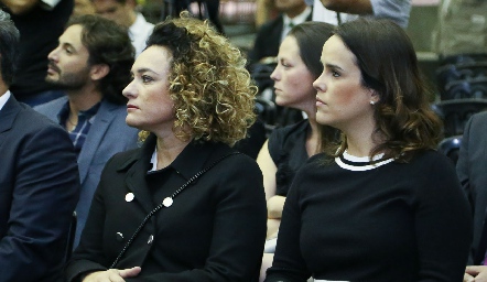  Julieta Morales y María Sotomayor .