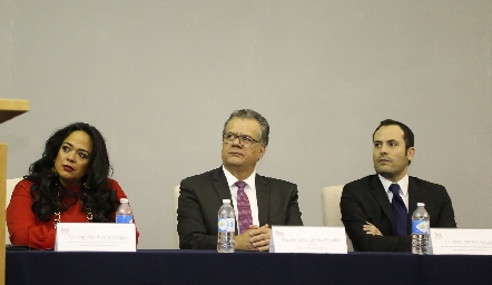  Angelina Acosta, Fernando Chávez y Jorge Barrera.
