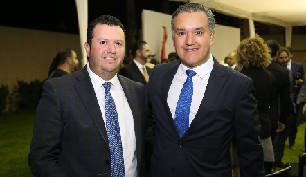  Roberto Meade y Mauricio Ramírez .