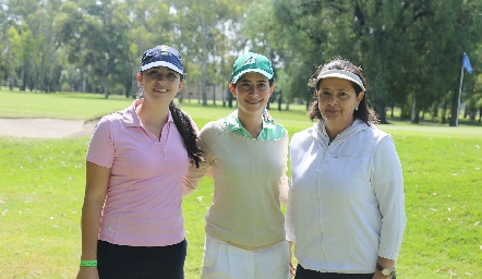  Marifer Mendizábal, Cristina Mendizábal y Patricia Sanders.