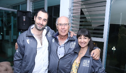  Rodolfo Orozco, Francisco Orozco y Mariana Fernández.