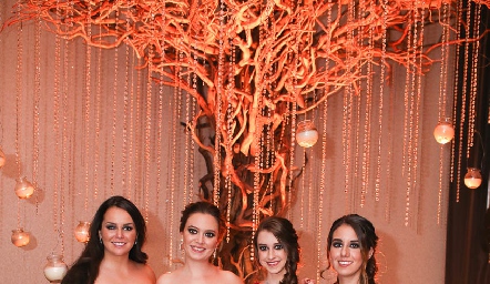  Cristina Guerra, Marcela, Mariana y Ale O´Farrill.
