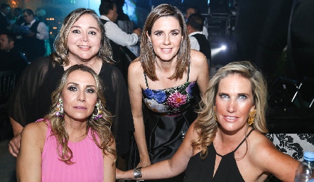  Cheli Faz, Rocío Gallegos, Roxana Serna y Claudia Quiroz.