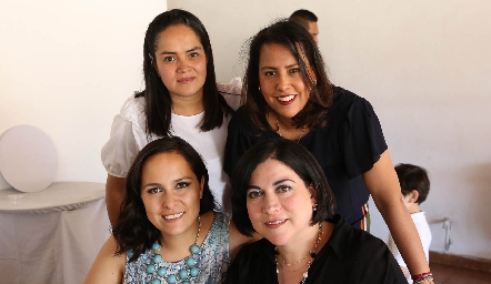  Susana Humara, Adriana Díaz de León, Patricia Martínez y Graciela Segura.