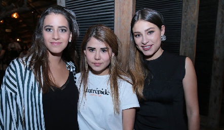  Ana Paula Bravo, Dany Fonseca y Claudia Rodríguez.