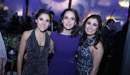  Sofía, Adriana y Mariana.