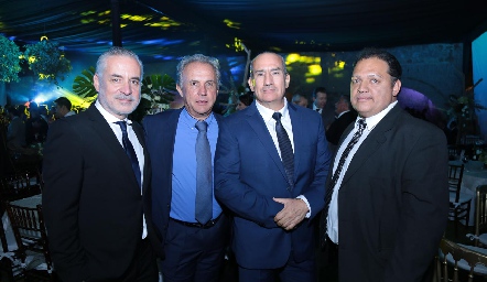  Mauricio Rodríguez, Javier Sánchez, Mauricio Zendejas y Pedro Monjarás.