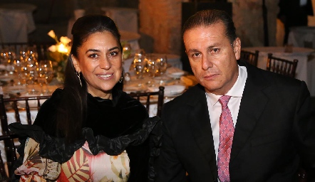  Veronica García y Guillermo Martínez .