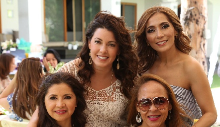  Cristina Puga, Silvia Tapia, Martha Carrillo y Alma Durón.