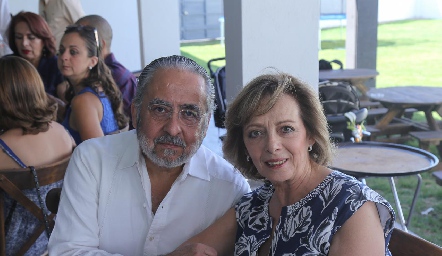  Alfonso Díaz de León y Roxana Benavente.