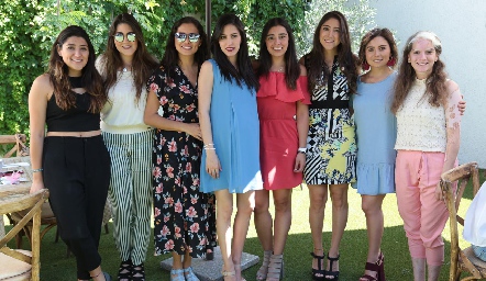  Pily Villanueva, Katia Díaz de León, Nadia González, Claudia Díaz de León, Sofía Faz, Marce Villarreal, Margot Uría y Lucy Zárate.