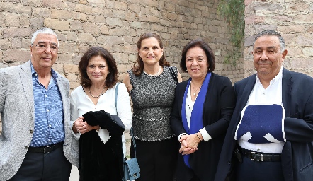  Felipe, María Del Carmen Gallardo, María Eugenia Jiménez, Juliana Garza y Diego Díaz de Sandi.