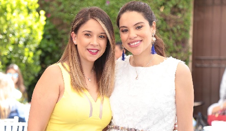  Alejandra Pérez y Vero González.