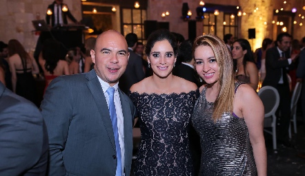  Juane Silva, María Rosa Mejía y Valeria de Silva.