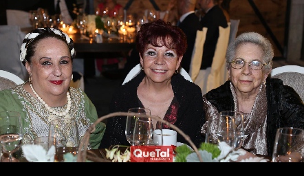  Mary Rodríguez, Mary Gadea y Silvia Naya.