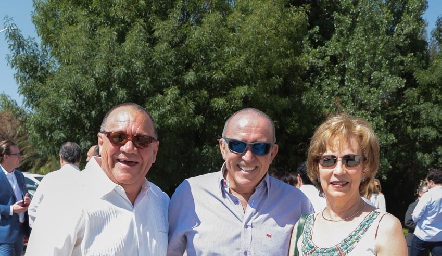 Luis Chaires, Carlos Rangel y Martha Elena Garza.