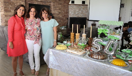 Montserrat Abella, Sandra Estúa y Martha del Río.