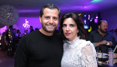  Carlos de los Santos y Marisol de la Maza.