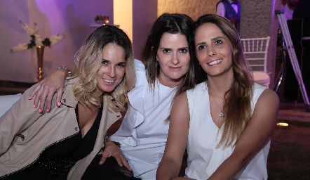  María José Pedrero, Ale Celis y Maty Montero.
