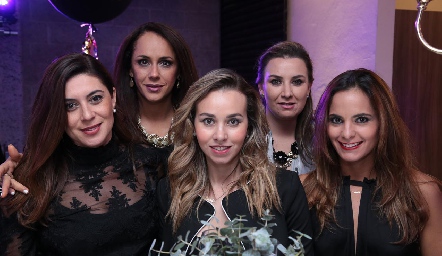  Karina Hernández, Mariza Calderón, Marce Rubio, Janet Rodríguez y Gloria Medina.