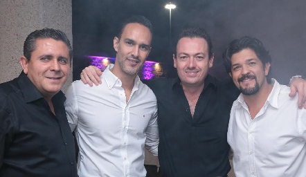  César Espinosa, Oscar Estrada, Ulises Artolózaga y Marcelo Lozano.