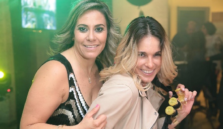  Michelle Zarur y María José Pedrero.