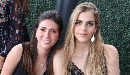  Cristy Lorca y Claudia Mahbub.