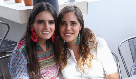  Adriana Olmos y Sofía Ascanio.