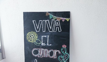  Detalles.