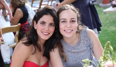  Maribel Rodríguez y Fernanda Torres.