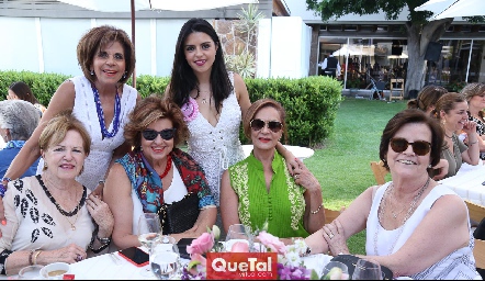  Guillermina Anaya, Daniela de los Santos, Lynette de Pizzuto, Tere Pizzuto, Marcela Padrón y Martha Pizzuto.