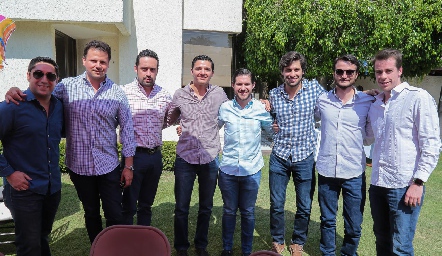  Mejores amigos festejando a Ricardo.