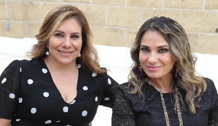  Claudia Montoya y Mayela Valdés.
