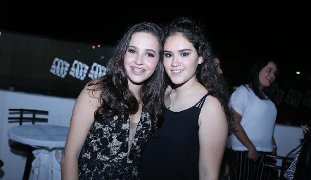  Sofía González y María José Garza.